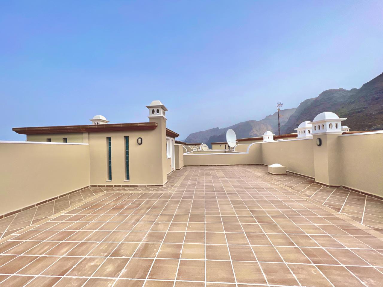 West Islands Properties